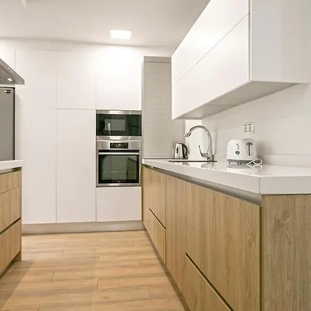 Apartment -malagasunapts-citycentre Private Patio *