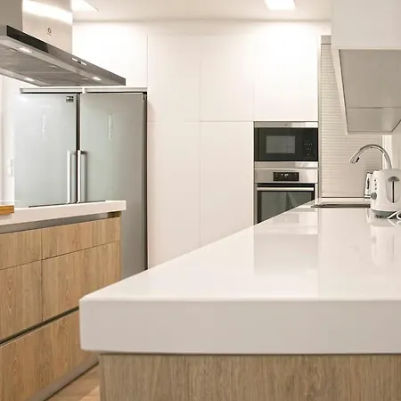 -malagasunapts-citycentre Private Patio *