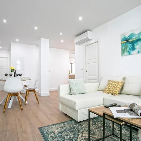 -malagasunapts-citycentre Private Patio Malaga