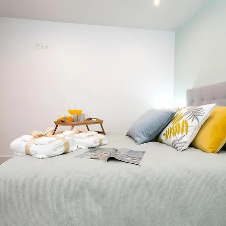 -malagasunapts-citycentre Private Patio * Malaga